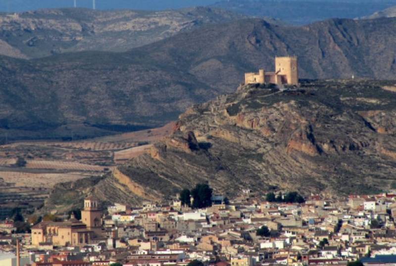 December 6 Guided tour of Jumilla castle