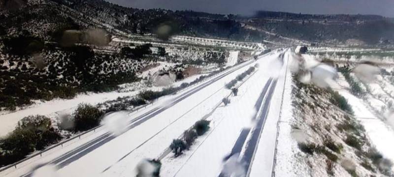 Hailstorm forces road closures in northern Murcia