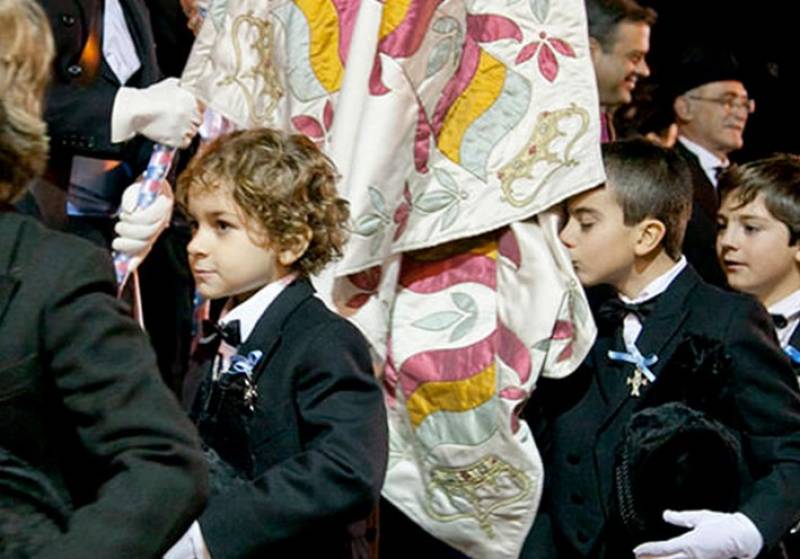 December 5 to 21 The annual Fiestas de la Virgen in Yecla