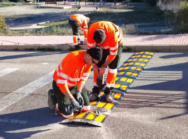 Orihuela Costa residents can now report public maintenance problems online, in English