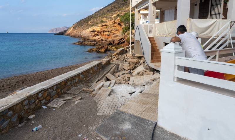 El Portús promenade repairs finally begin after year-long wait