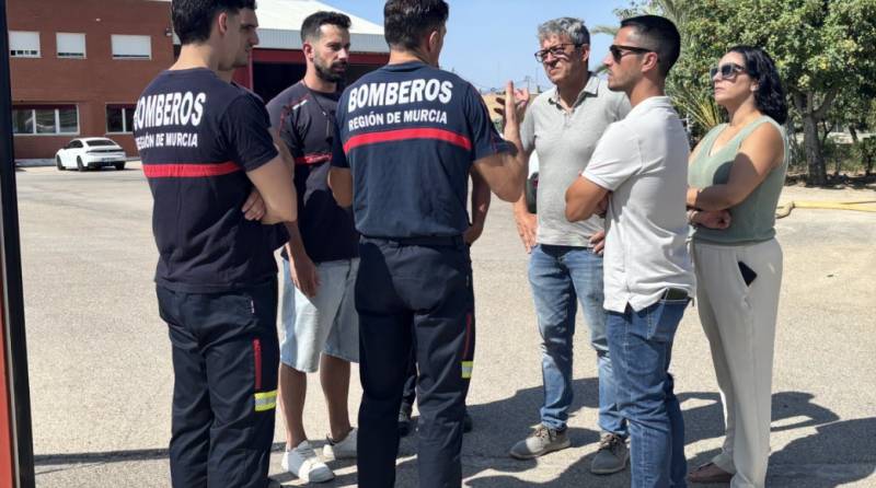 Águilas mayor raises alarm over fire station left without working vehicles this summer