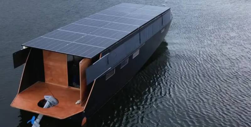 Finnish adventurer's solar boat sails 6,000km to anchor off Mazarrón