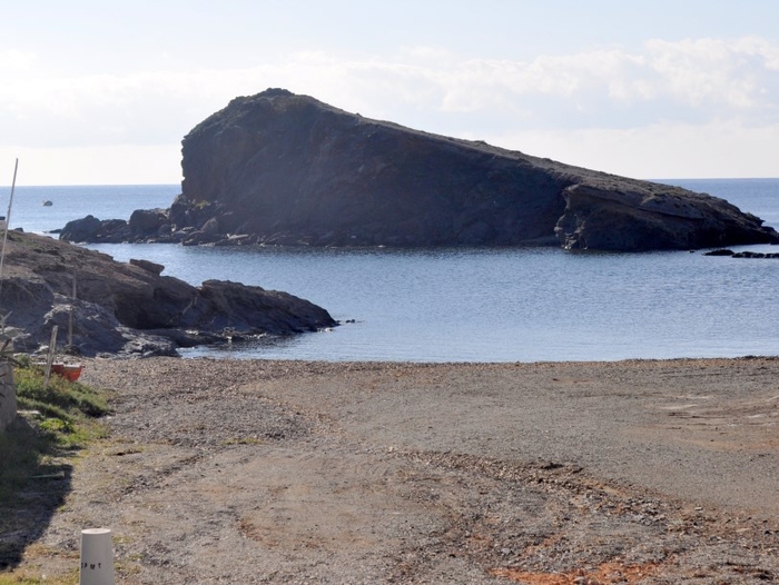 Cartagena beaches: Playa del Descargador in Cabo de Palos