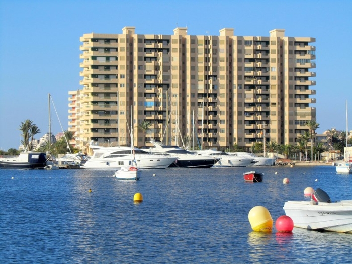 Cartagena beaches: Playa de Puerto Bello in La Manga del Mar Menor