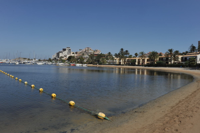 Cartagena beaches: Dársena de Dos Mares in La Manga del Mar Menor