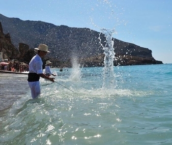 El Portus maintains historic fishing techniques